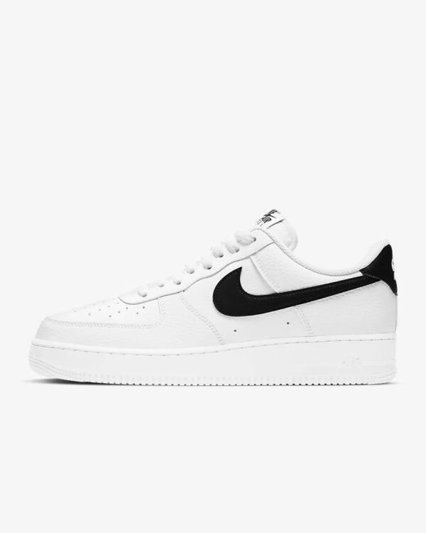 Nike Air Force 1’07