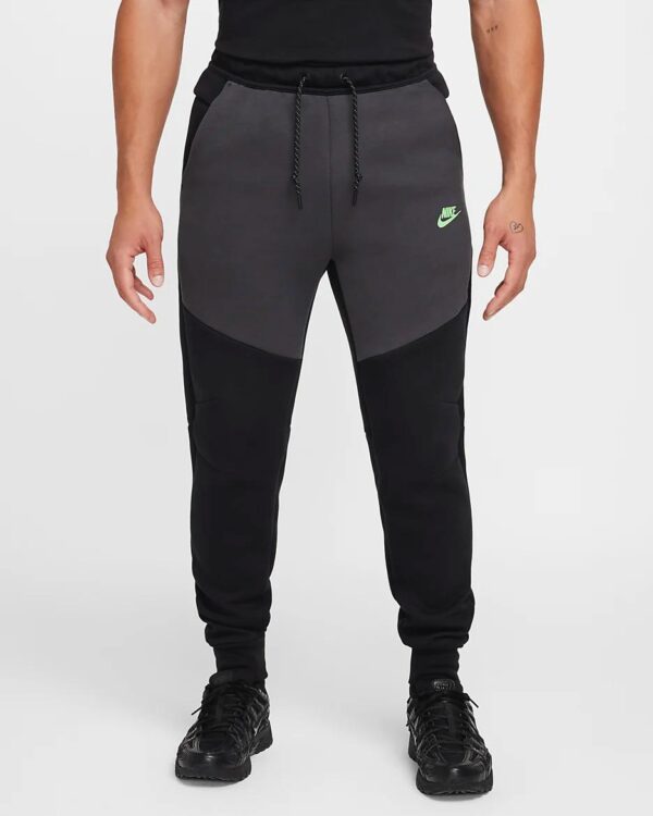 Men’s fleece joggers