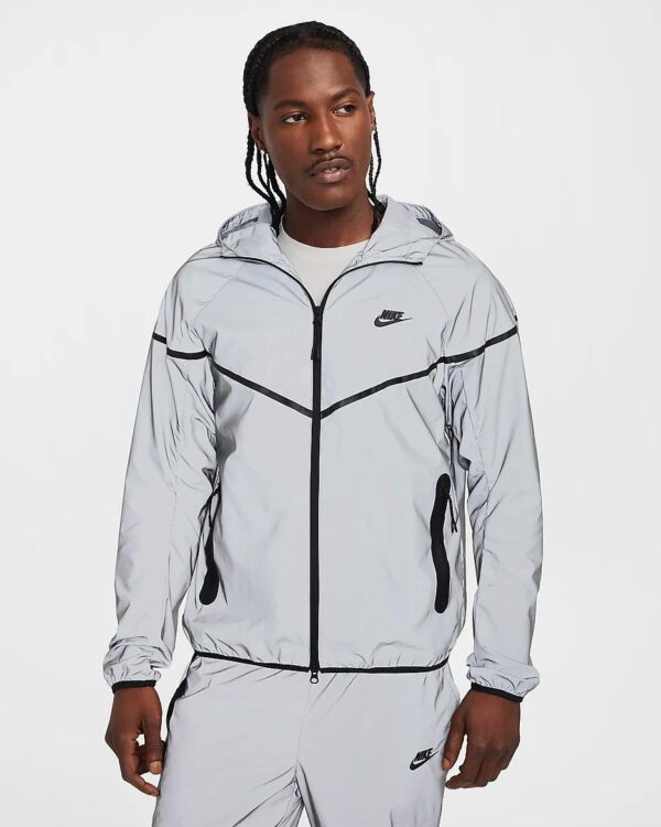 Nike woven flash jacket